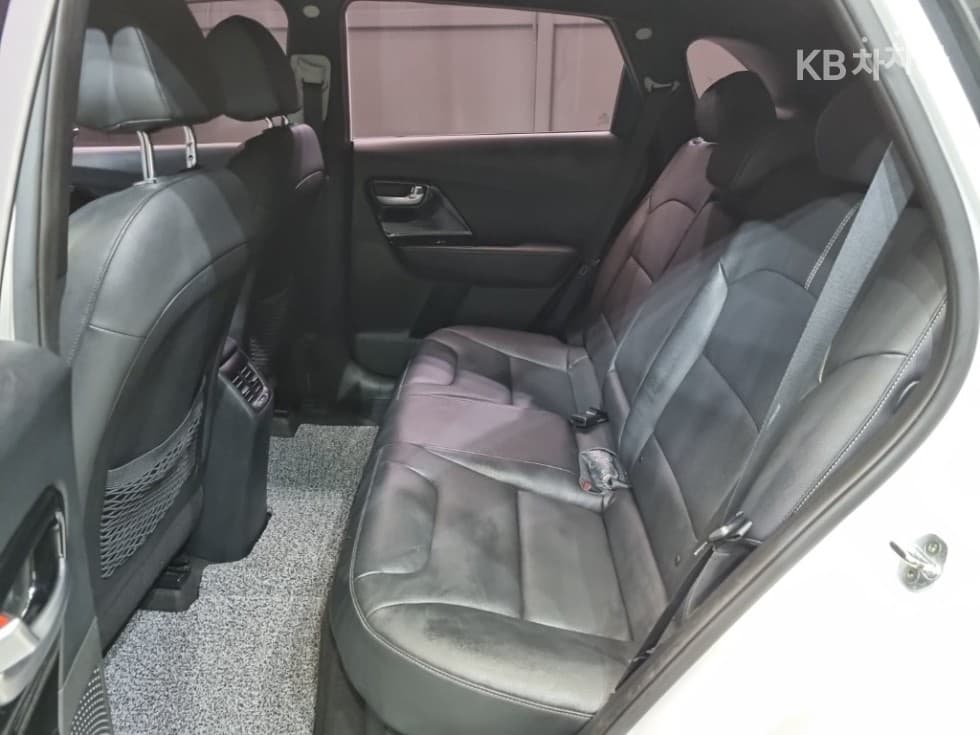 Киа Ниро1.6 Престиж - 18