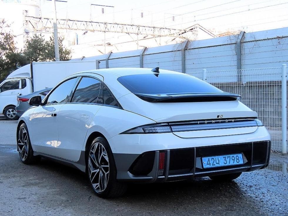 Hyundai IONIQ 6(CE)Long Range Prestige - 3