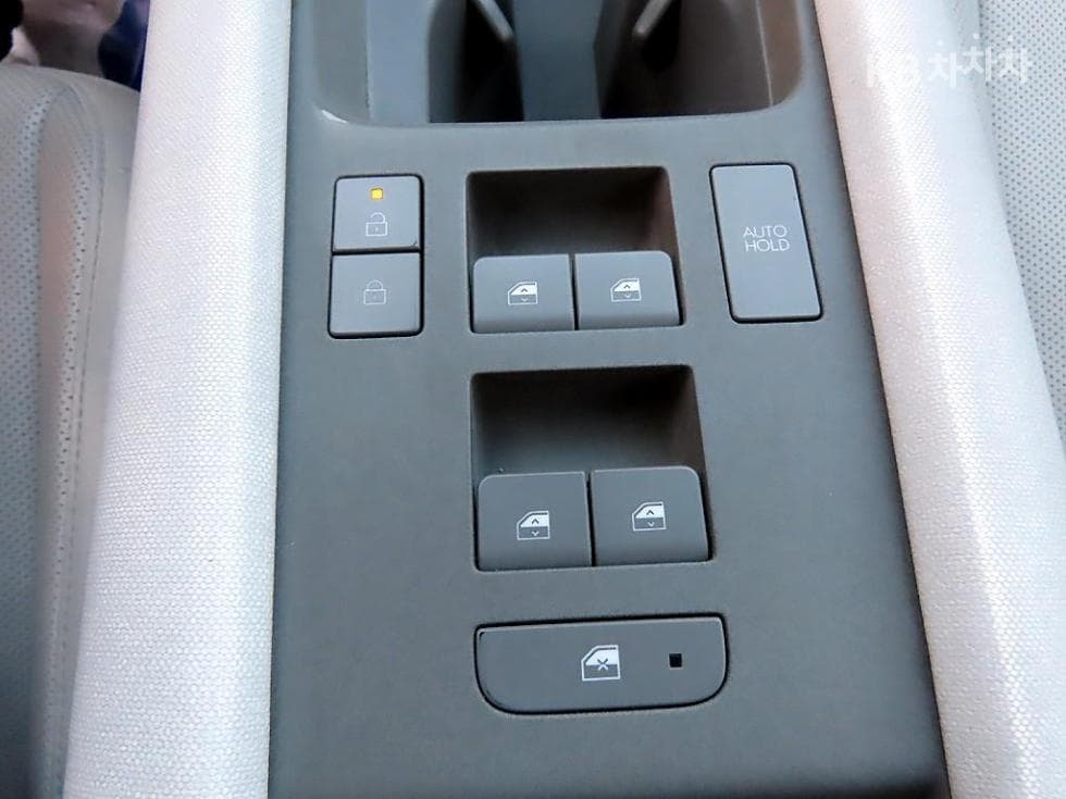 Hyundai IONIQ 6(CE)Long Range Prestige - 12