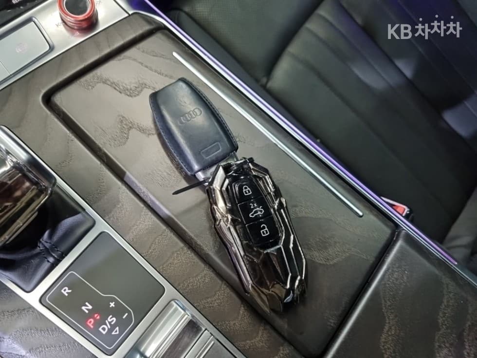 Ауди A6(C8)45 TFSI Quattro Premium - 19