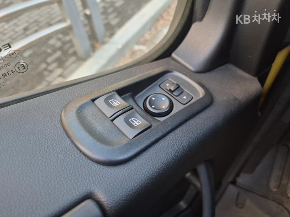Renault Korea New 마스터 버스15-seater Standard - 14