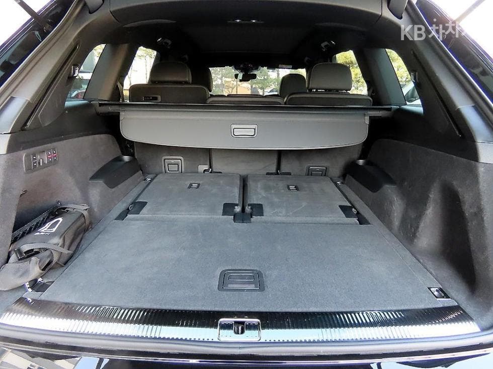 Audi New Q73.0 55 TFSI Quattro Standard - 17