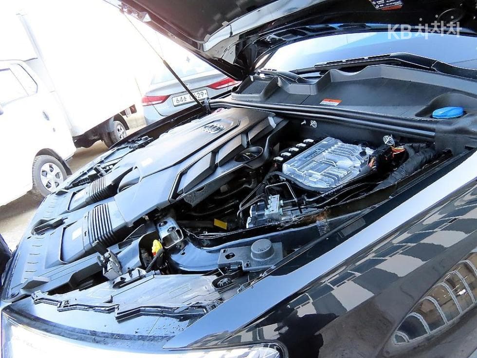 Audi New Q73.0 55 TFSI Quattro Standard - 19