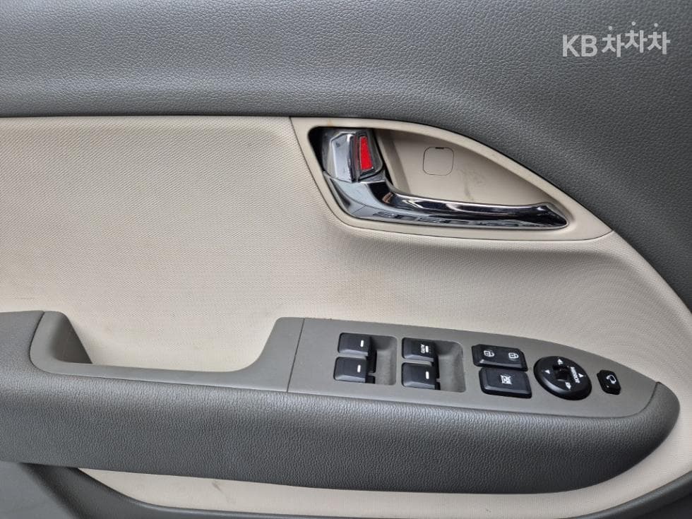 Kia Ray (van)1.0 Gasoline Prestige - 17