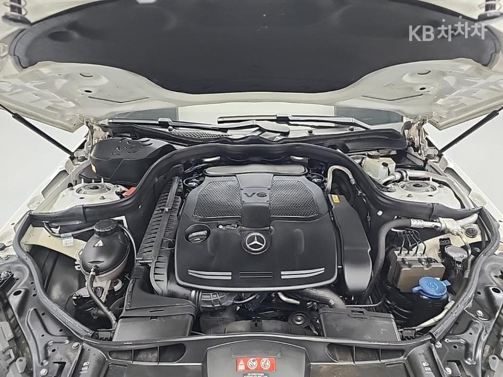 Mercedes-Benz New E-ClassE300 4매틱 Avantgarde W212 - 5
