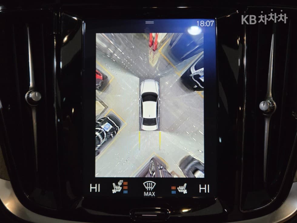 Volvo S60 3-토 поколение2.0 T5 Inscription - 12