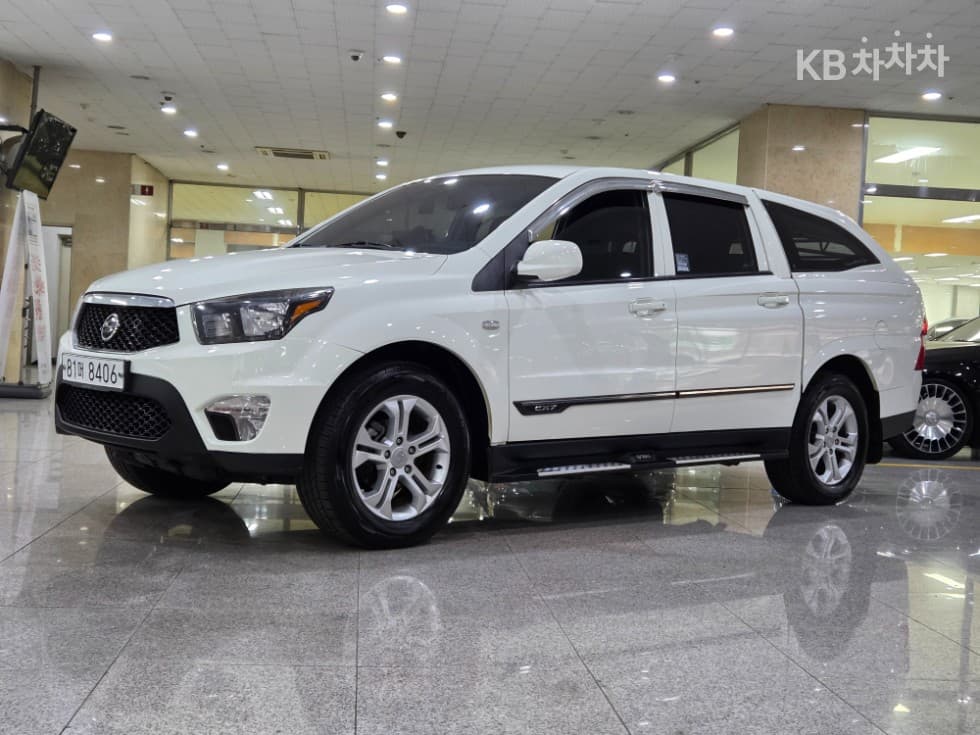 КейДжи Мобилити Корандо Спорт (pickup variant) CX7 4x4 패션 - Image 1