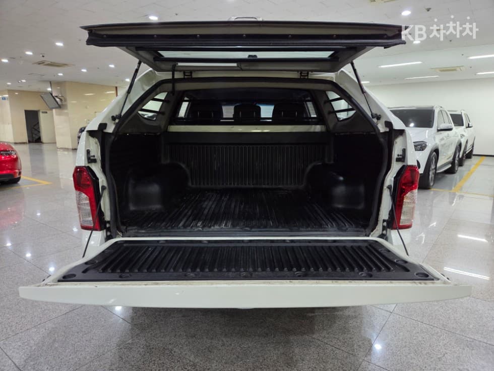 КейДжи Мобилити Корандо Спорт (pickup variant)CX7 4x4 패션 - 19