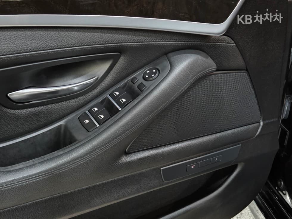 BMW Нов5 Серия528i M Air로 Динамичен F10 - 15