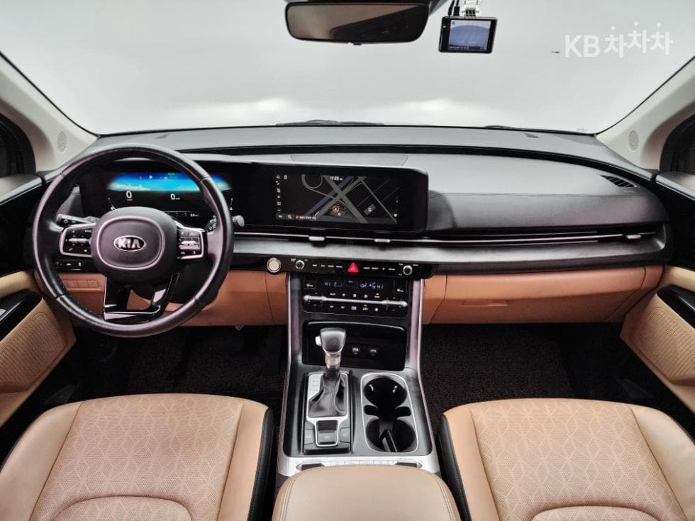 Kia Carnival 4th generationD2.2 9-seater Prestige - 19