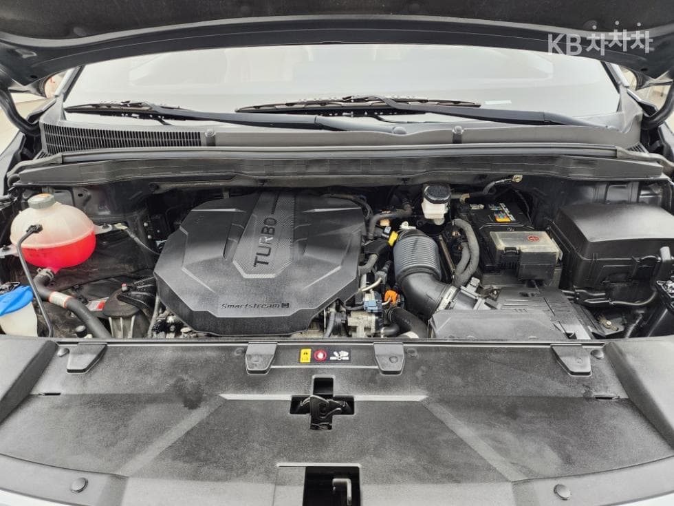 Kia Carnival 4th generationD2.2 9-seater Prestige - 20