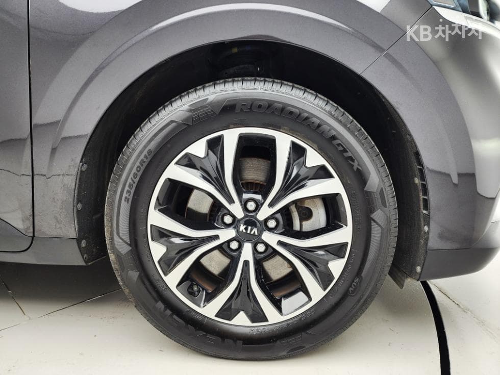 Kia Carnival 4th generationD2.2 9-seater Prestige - 27