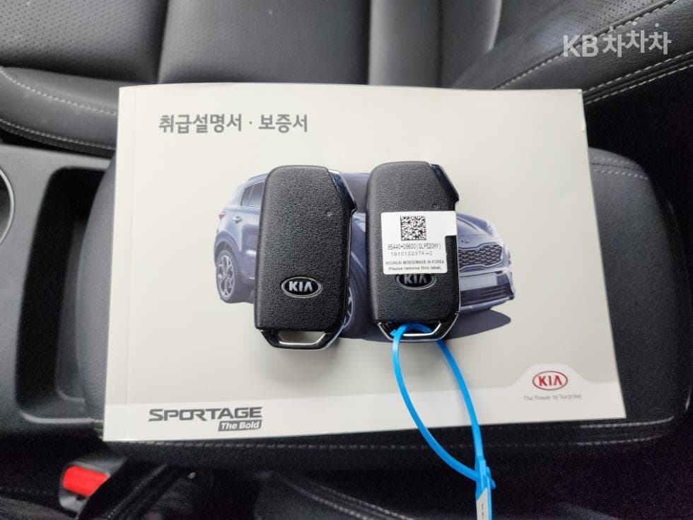 Kia Sportage 더 볼드2.0 Diesel 2WD Prestige - 13