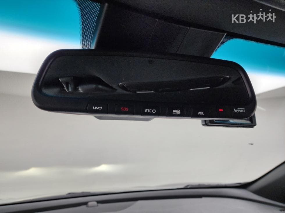 Kia Sportage 더 볼드2.0 Diesel 2WD Prestige - 14