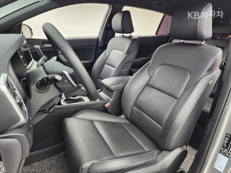 Kia Sportage 더 볼드2.0 Diesel 2WD Prestige - 18