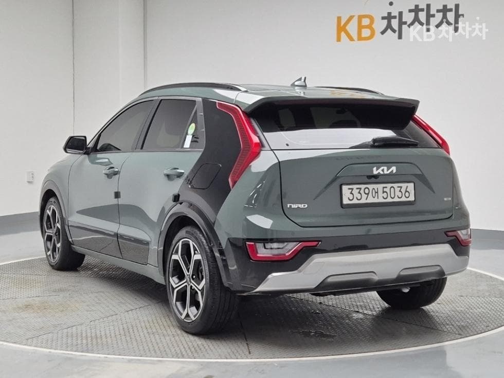 Киа Ди Всеново Ниро1.6 HEV Signature - 2
