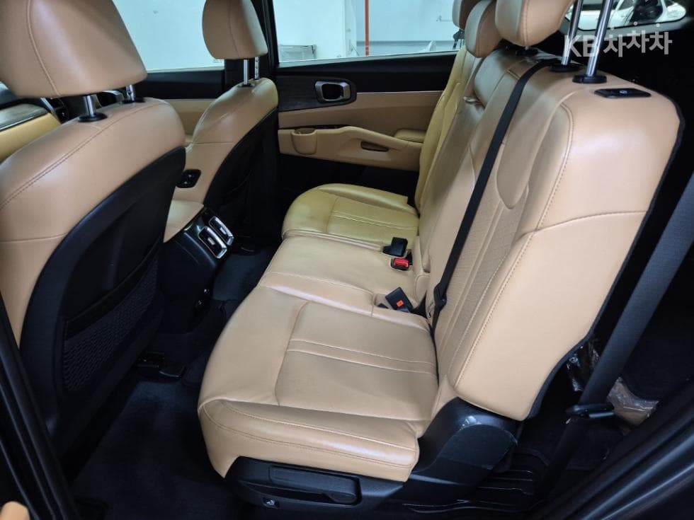 Киа Sorento 4-то поколение Хибрид1.6 HEV 4x4 Престиж - 12