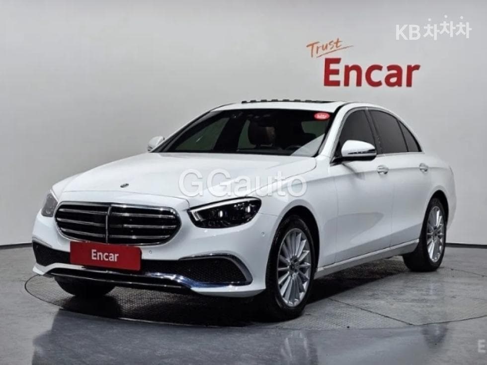 Mercedes-Benz E-Клас (W213) E250 Exclusive - Image 1
