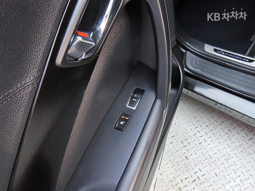 Хюндай Grandeur (Azera)HGHG220 Дизел Premium - 18
