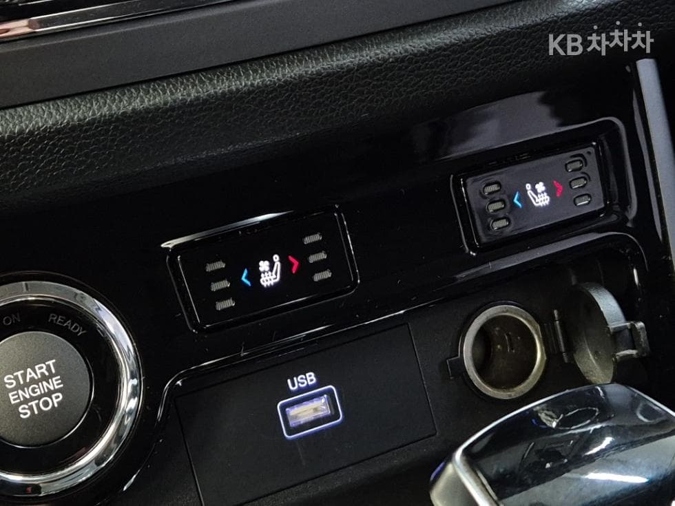 KG Mobility 뷰티플 코란도1.6 Diesel 2WD 판타스틱 - 16