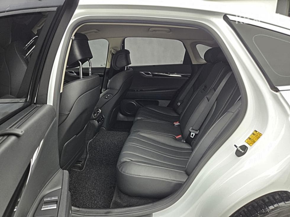 Genesis G80(RG3)3.5 Turbo Gasoline Direct Injection 2WD - 12