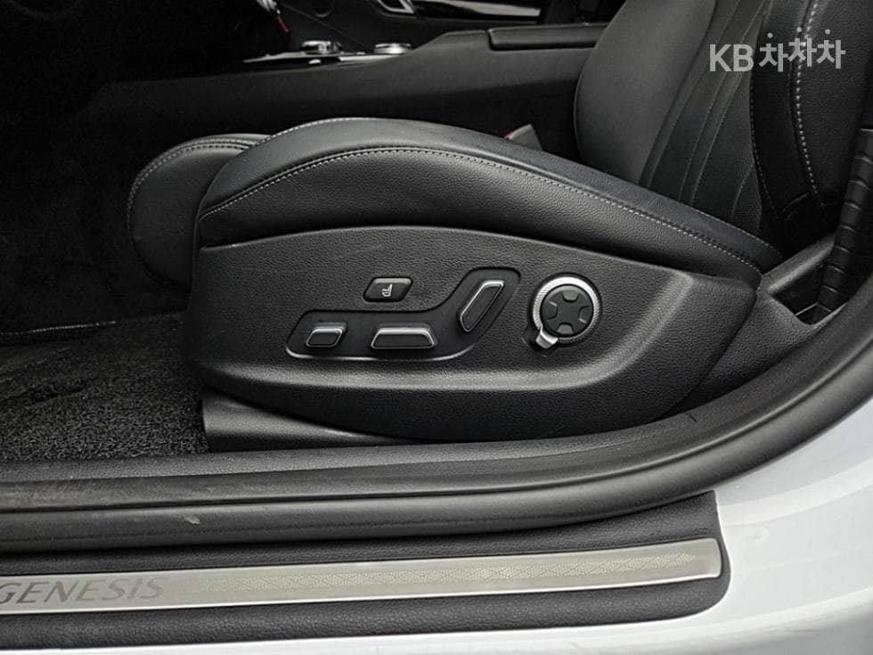 Genesis G80(RG3)3.5 Turbo Gasoline Direct Injection 2WD - 15