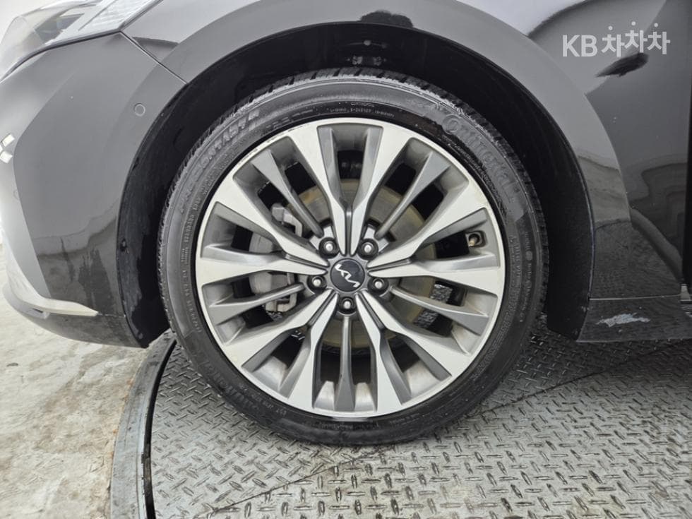 Kia K82.5L gasoline Noblesse - 5