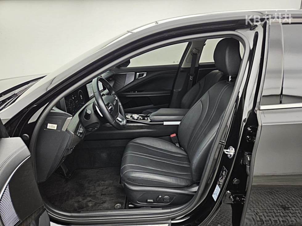 Kia K82.5L gasoline Noblesse - 11