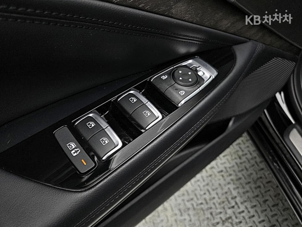 Kia K82.5L gasoline Noblesse - 14