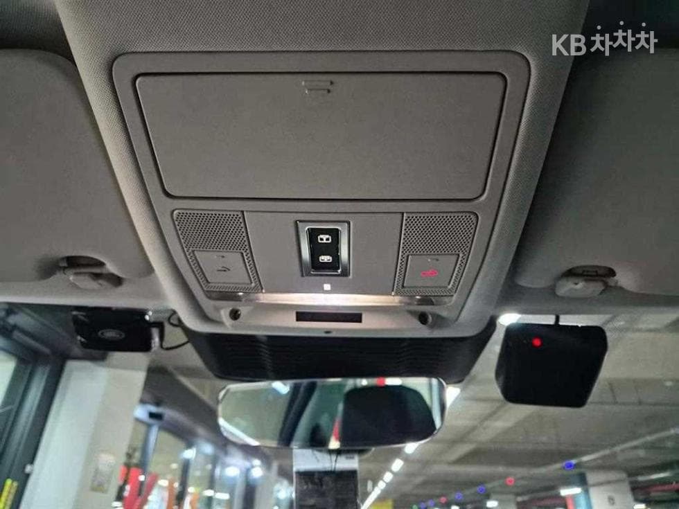 Land Rover 디스커버리 스포츠 Second generationP250 SE - 17