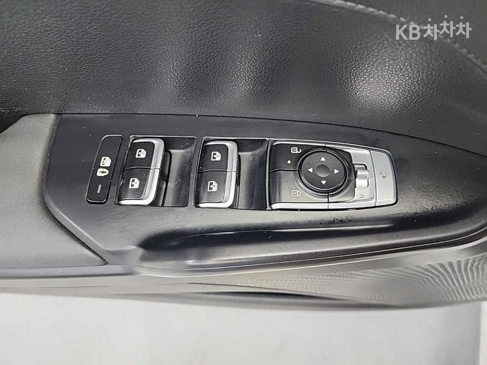 Киа The New (фейслифт) K5 3-토 поколение2.0 Бензин Престиж - 16