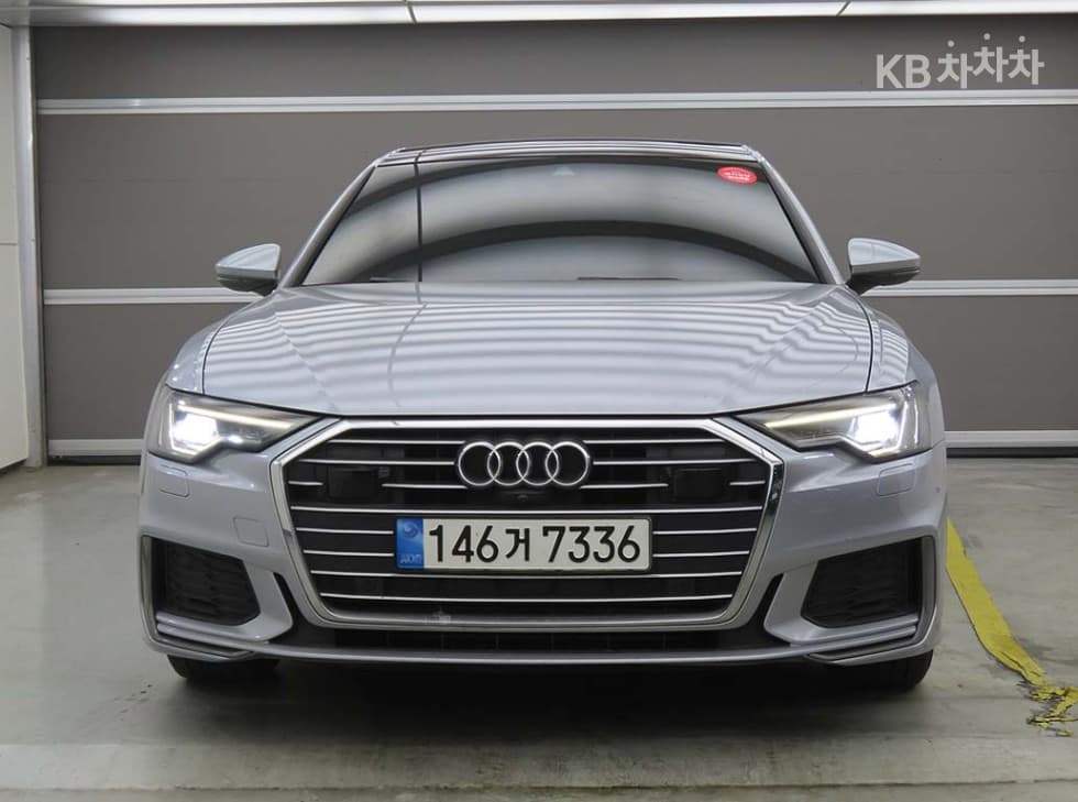 Ауди A6(C8)45 TFSI Premium - 2
