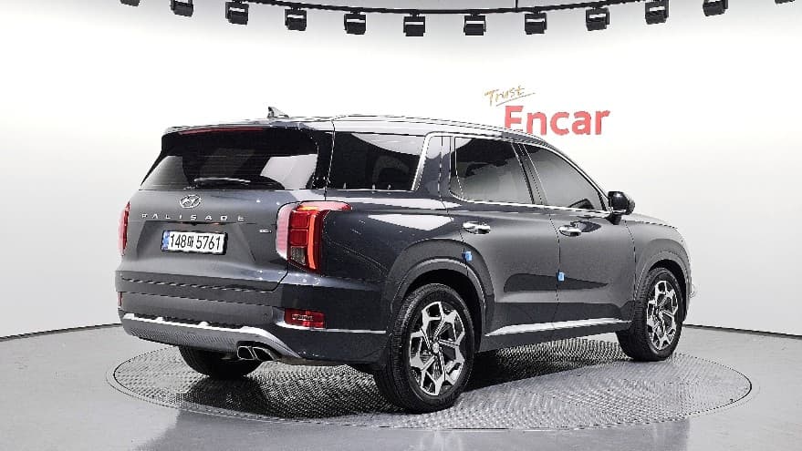 Hyundai Palisade2.2 Diesel 7-seater (Limousine) AWD Calligraphy - 2