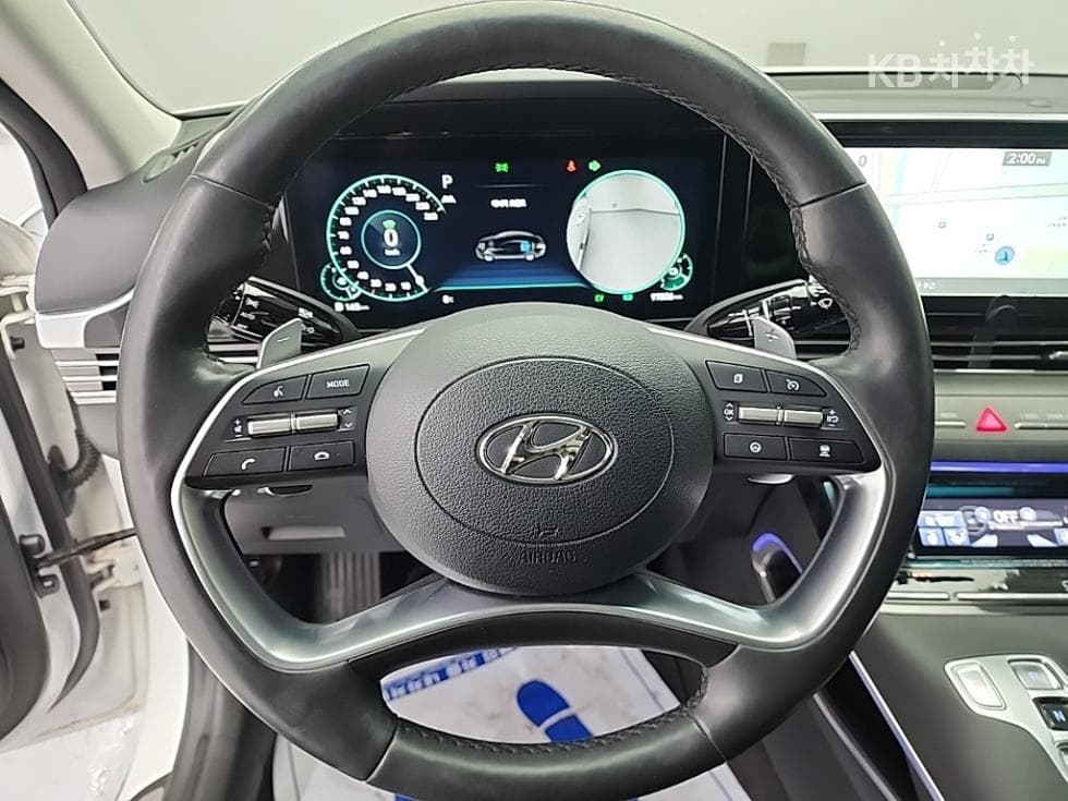 Хюндай The New (фейслифт) Grandeur (Azera) Хибрид2.4 Exclusive - 9