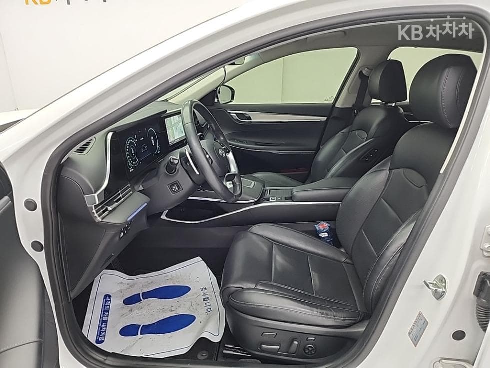 Хюндай The New (фейслифт) Grandeur (Azera) Хибрид2.4 Exclusive - 11