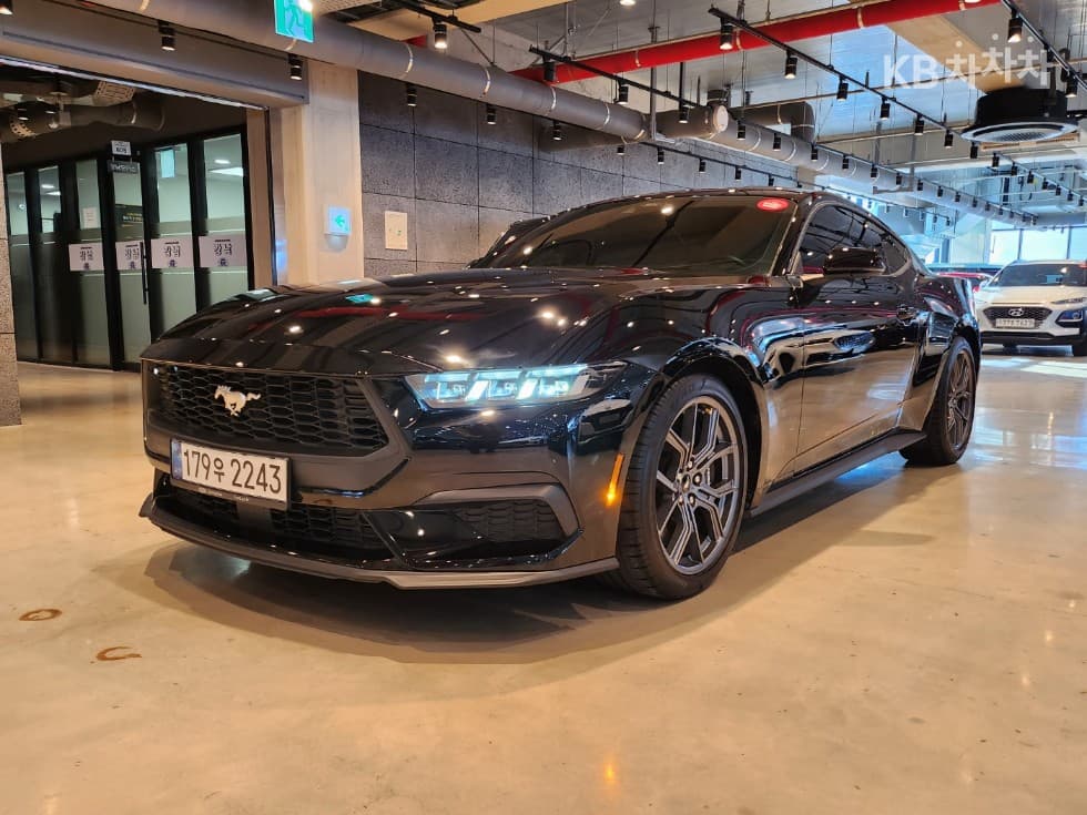 Форд 올Нов머스탱 Купе Premium - Image 1