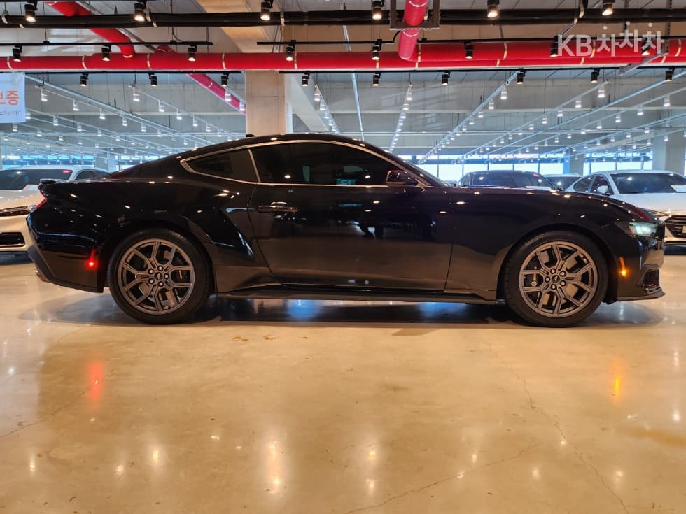 Форд 올Нов머스탱Купе Premium - 3