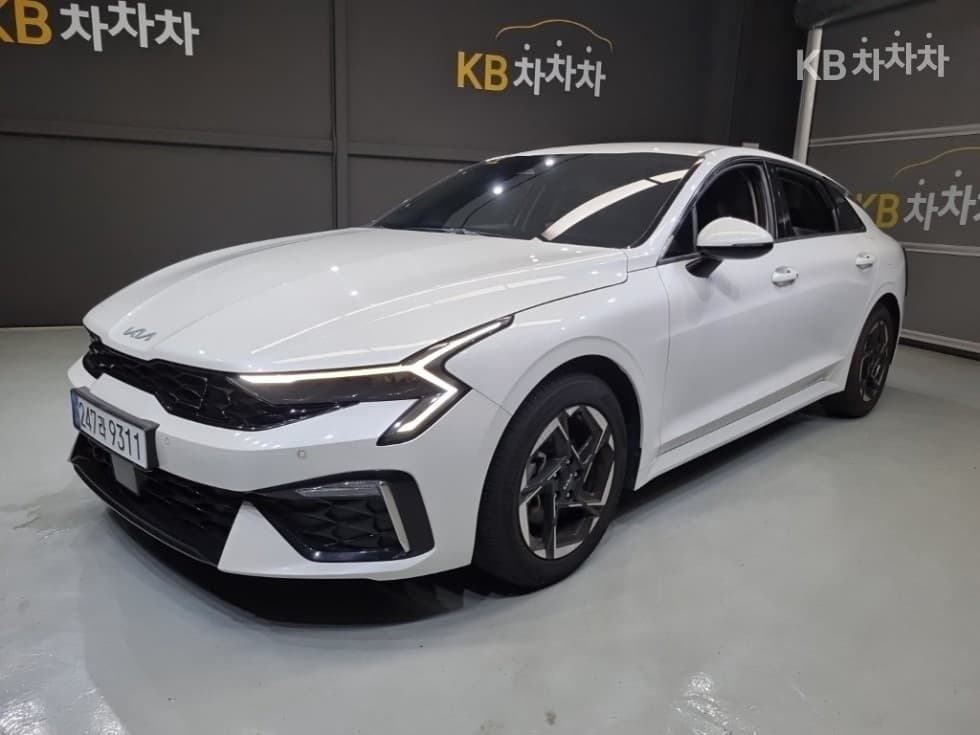 Kia The New (facelift) K5 3rd Gen1.6 Gasoline Turbo Prestige - 2