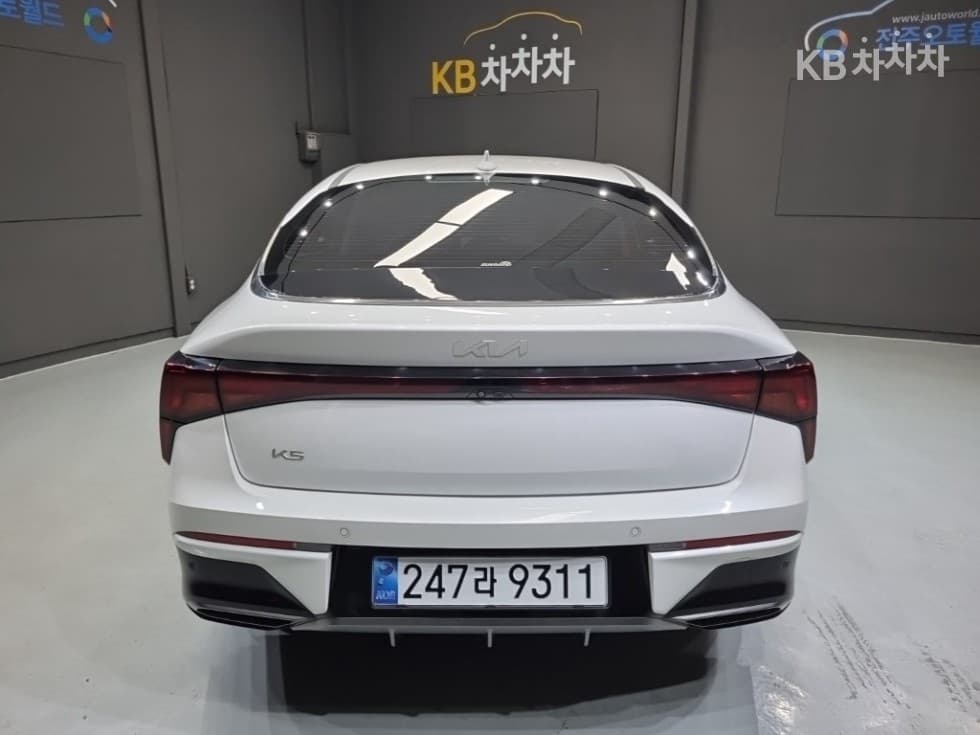 Kia The New (facelift) K5 3rd Gen1.6 Gasoline Turbo Prestige - 3
