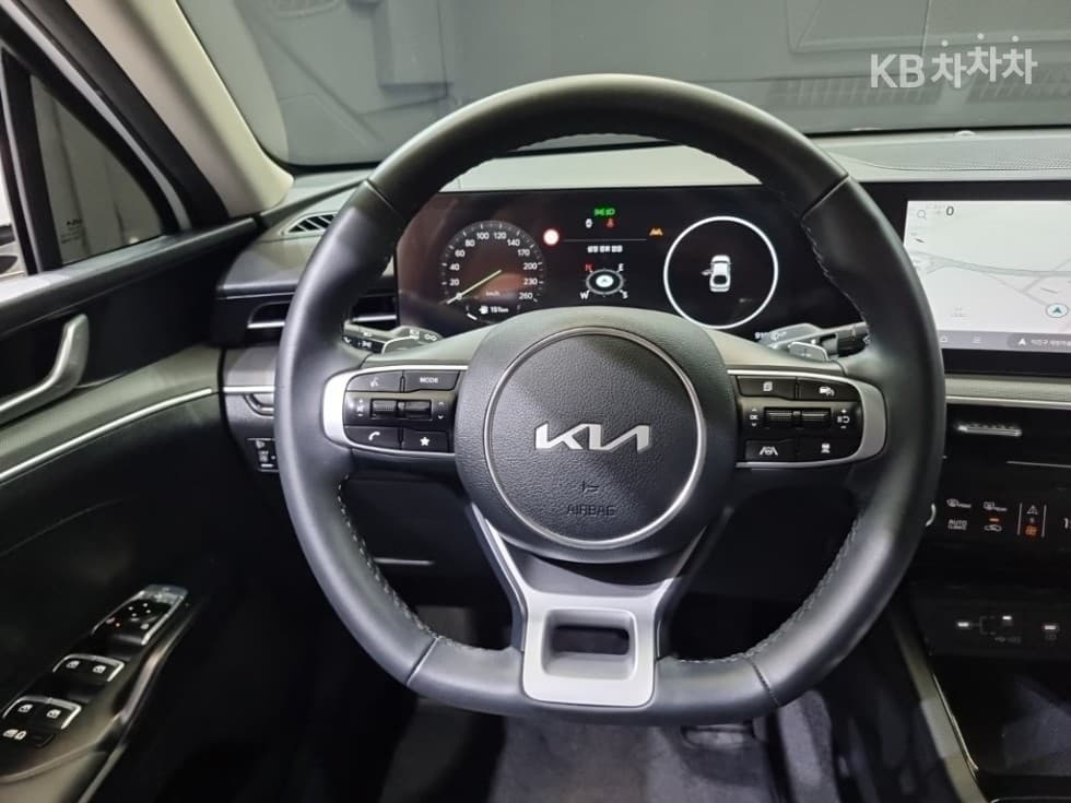 Kia The New (facelift) K5 3rd Gen1.6 Gasoline Turbo Prestige - 11