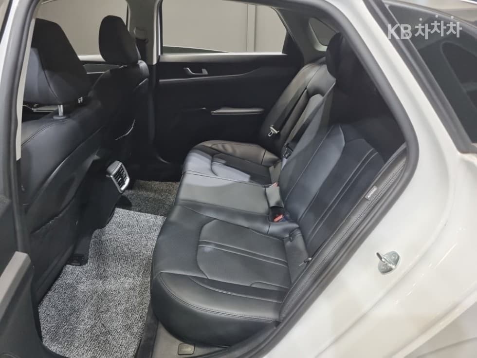 Kia The New (facelift) K5 3rd Gen1.6 Gasoline Turbo Prestige - 17