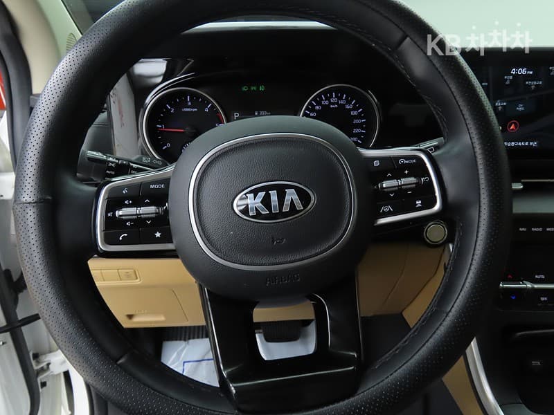 Киа Канивал 4-то поколениеD2.2 9-местен Престиж - 8