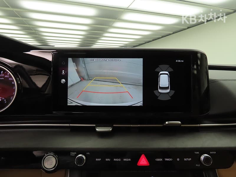 Киа Канивал 4-то поколениеD2.2 9-местен Престиж - 17