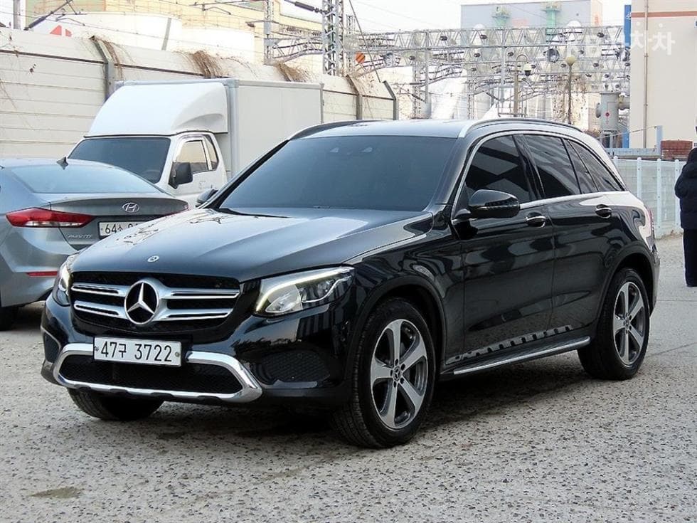 Mercedes-Benz GLC(X253) 300 4Matic Стандартен - Image 1