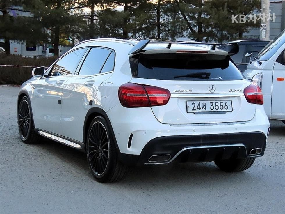 Mercedes-Benz GLA X156GLA45 AMG 4매틱 - 3