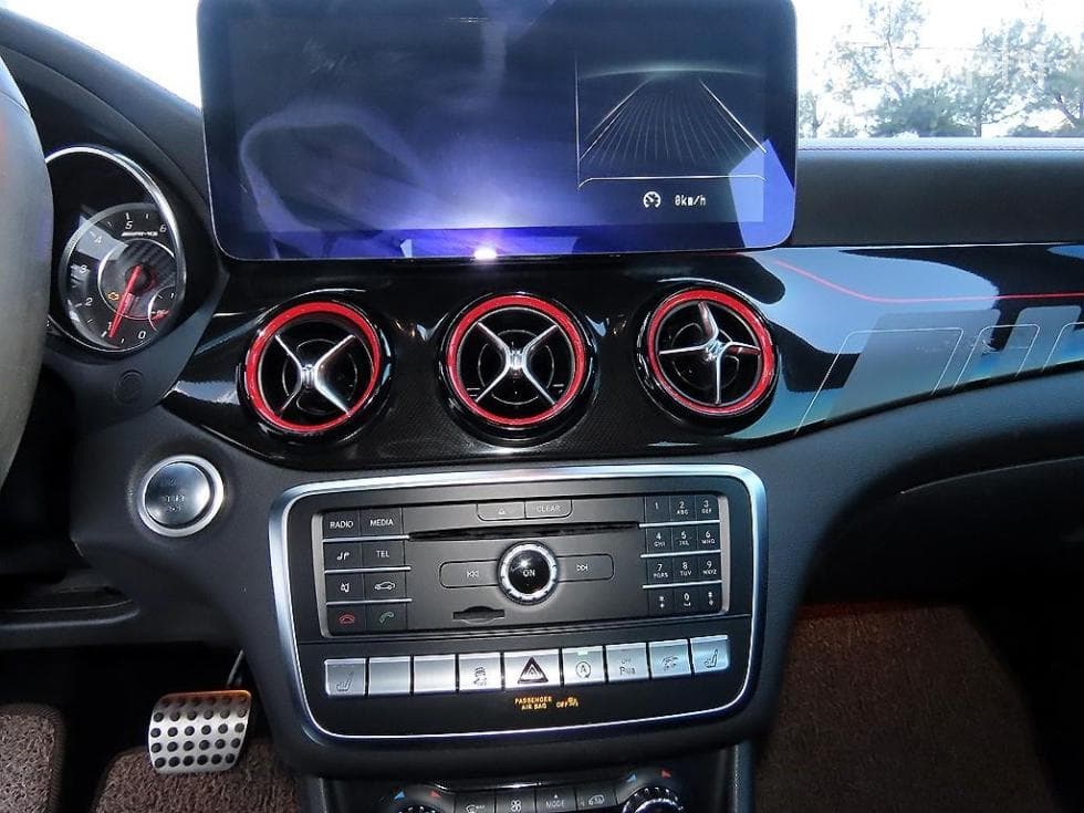 Mercedes-Benz GLA X156GLA45 AMG 4매틱 - 12