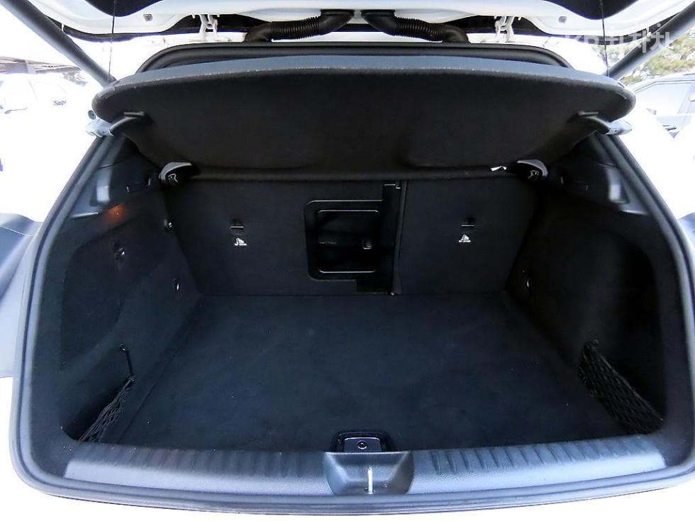 Mercedes-Benz GLA X156GLA45 AMG 4매틱 - 18