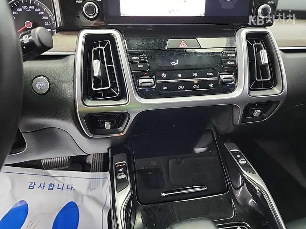 Киа Sorento 4-то поколение2.2 Дизел 2WD Тренди - 10