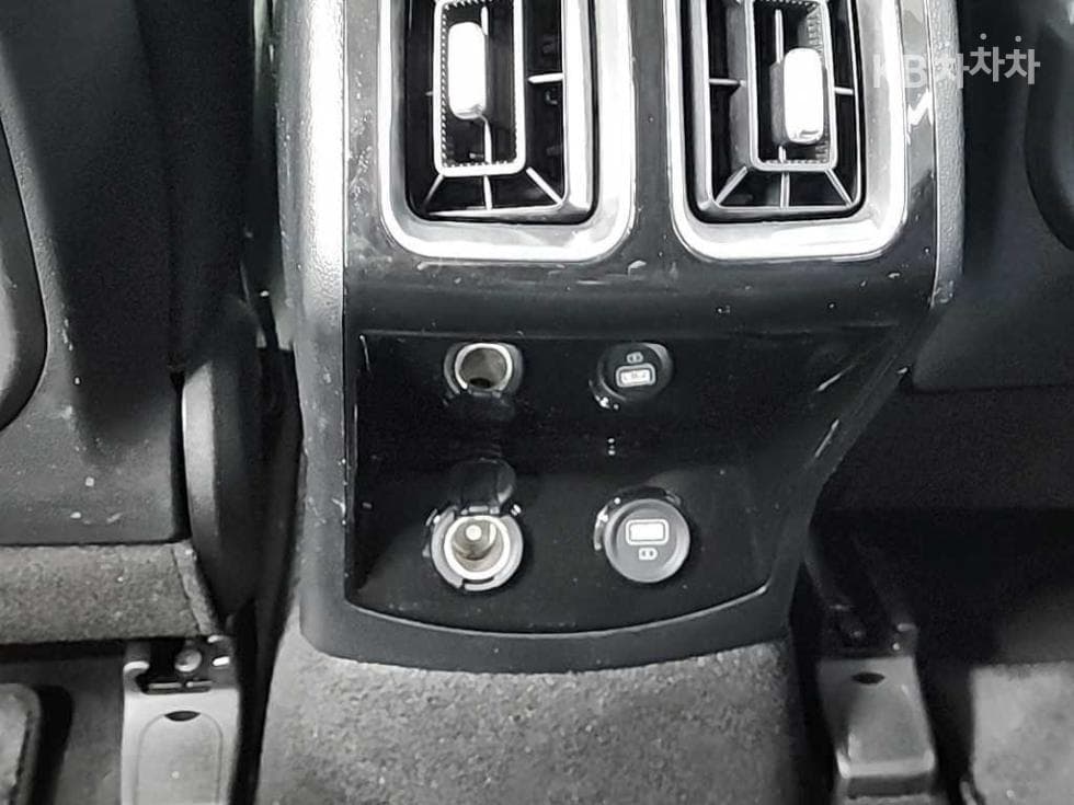 Киа Sorento 4-то поколение2.2 Дизел 2WD Тренди - 13