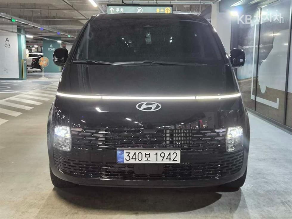 Hyundai Staria2.2 Tourer 9 AWD Modern - 2